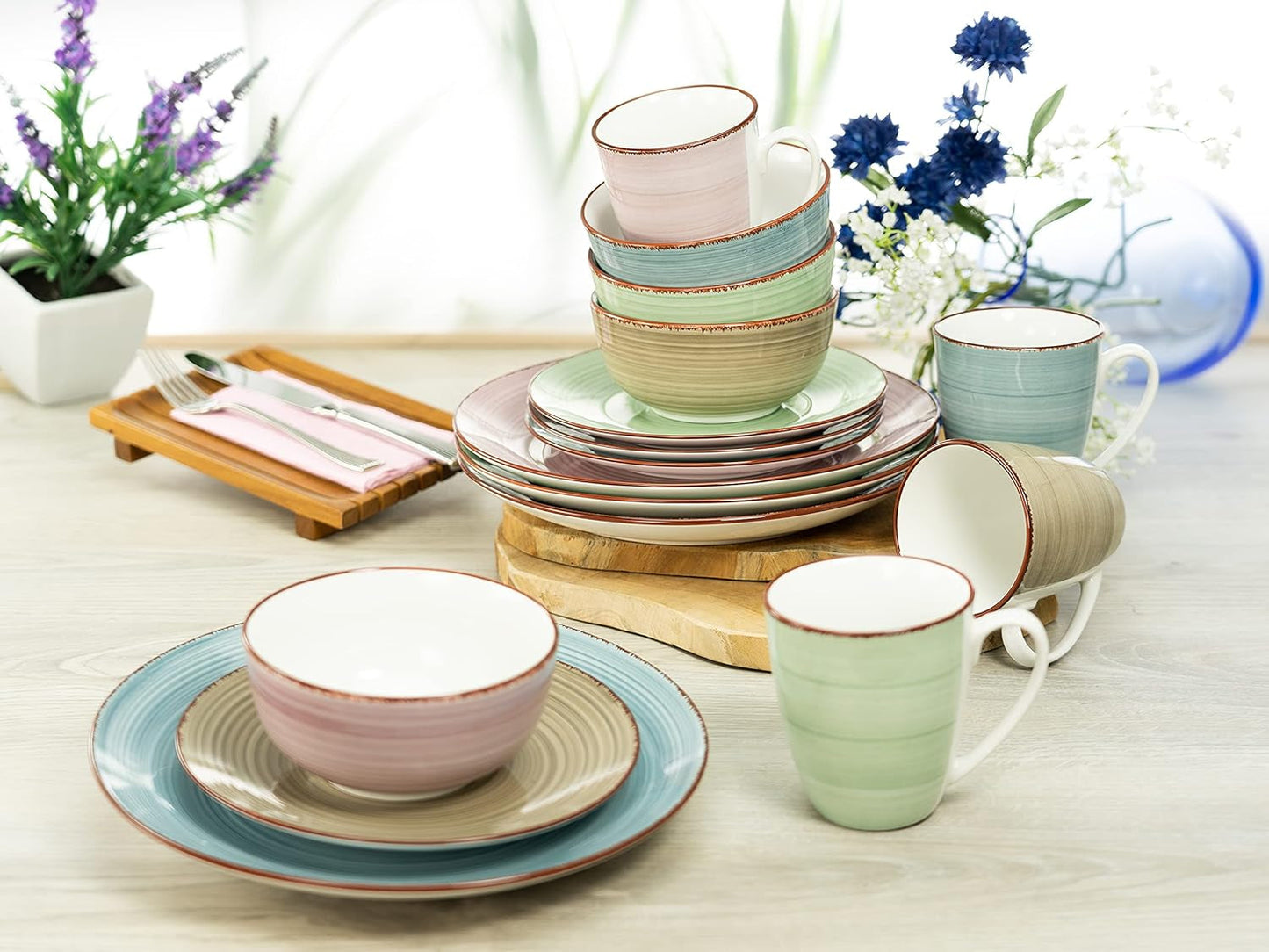 CreaTable, 22582, serie SAMBA, juego de vajilla de 16 piezas para 4, servicio combinado de porcelana, apto para lavavajillas y microondas, fabricación de calidad