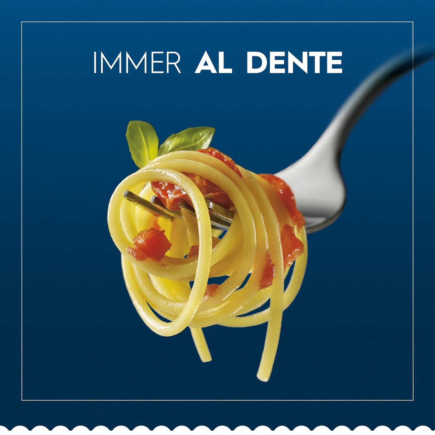 Pasta Barilla Clásica Penne Rigate Nr. 73 de trigo duro de alta calidad, siempre al dente (1 x 500 g)