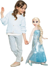 Muñeca gigante Disney Frozen Playdate Elsa de 80 cm de Jakks Pacific Muñeca totalmente articulada con 11 puntos de articulación Incluye cepillo para el pelo y accesorios