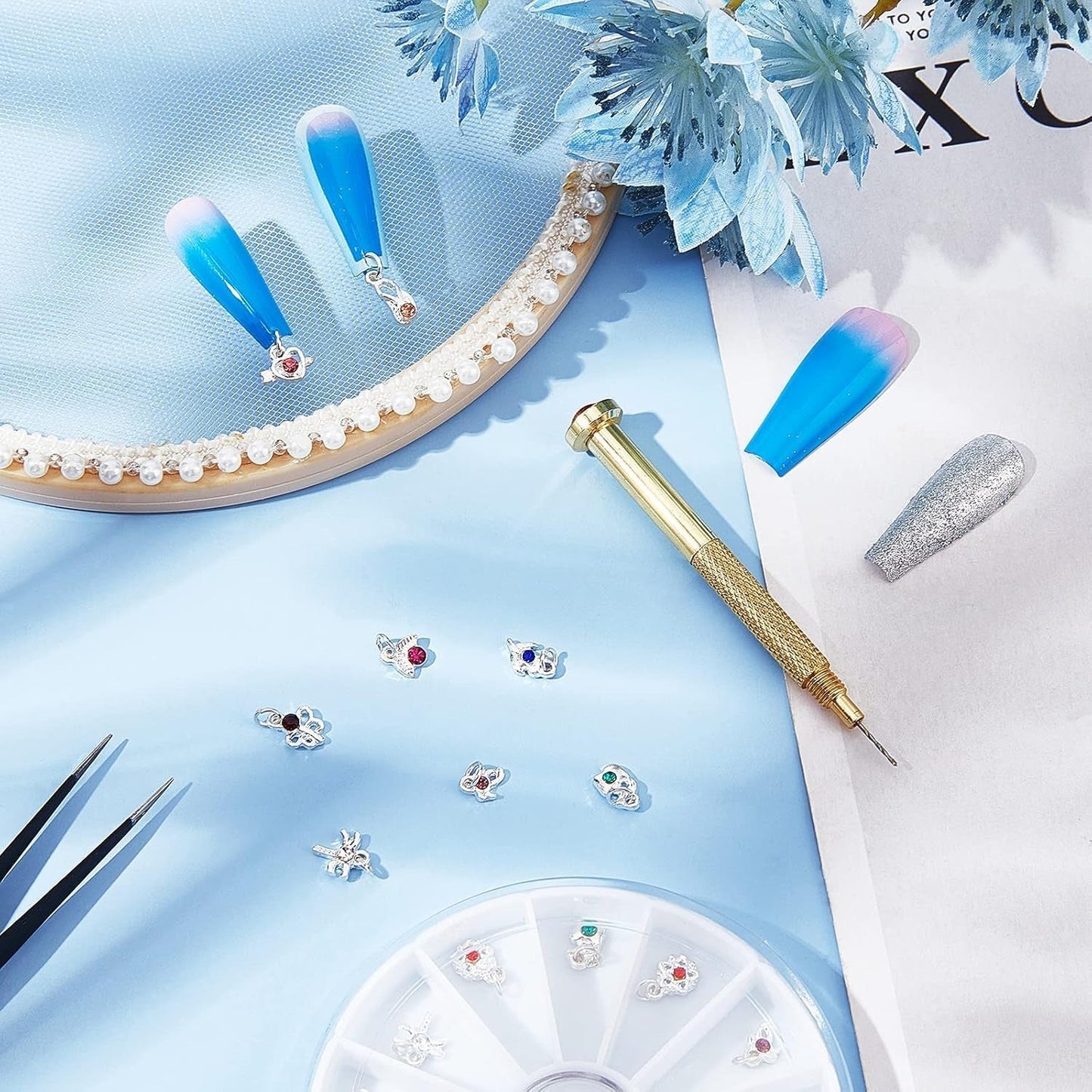 OLYCRAFT 24 piezas Nagelschmuck Ringe Dangle Nail Art Zubehör Mit Nagelpiercing Tool Nagelbohrer Manueller Bohrer Aus Legierung para puntas, acrílico, gel y decoración