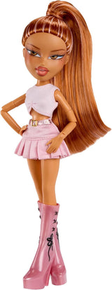 BRATZ Pop Starz Yasmin – Muñeca de moda con amuleto coleccionable, atuendo y accesorios musicales