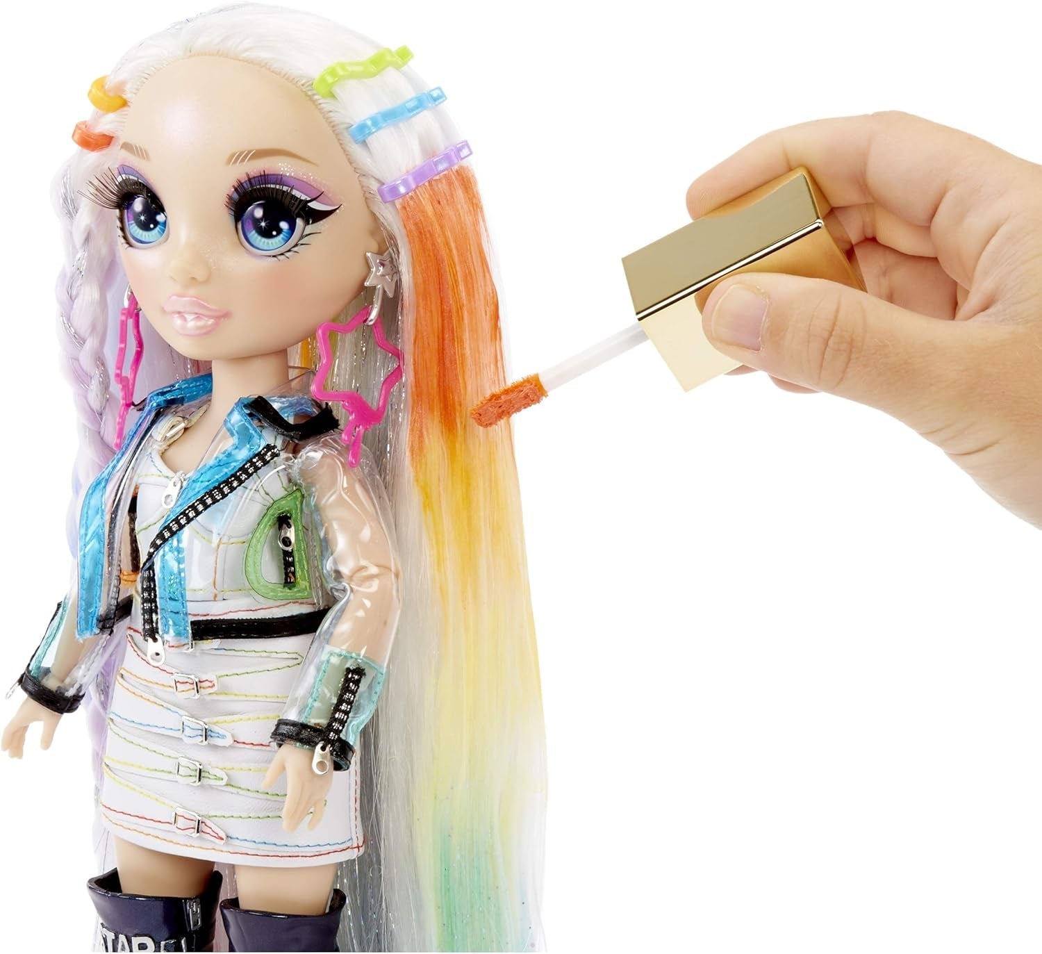 Rainbow High Hair Studio - Exclusivo juego de muñeca Amaya Raine con pelo largo para peinar - Incluye tiza lavable, cepillo para el pelo y accesorios - Regalo para niños a partir de 6 años