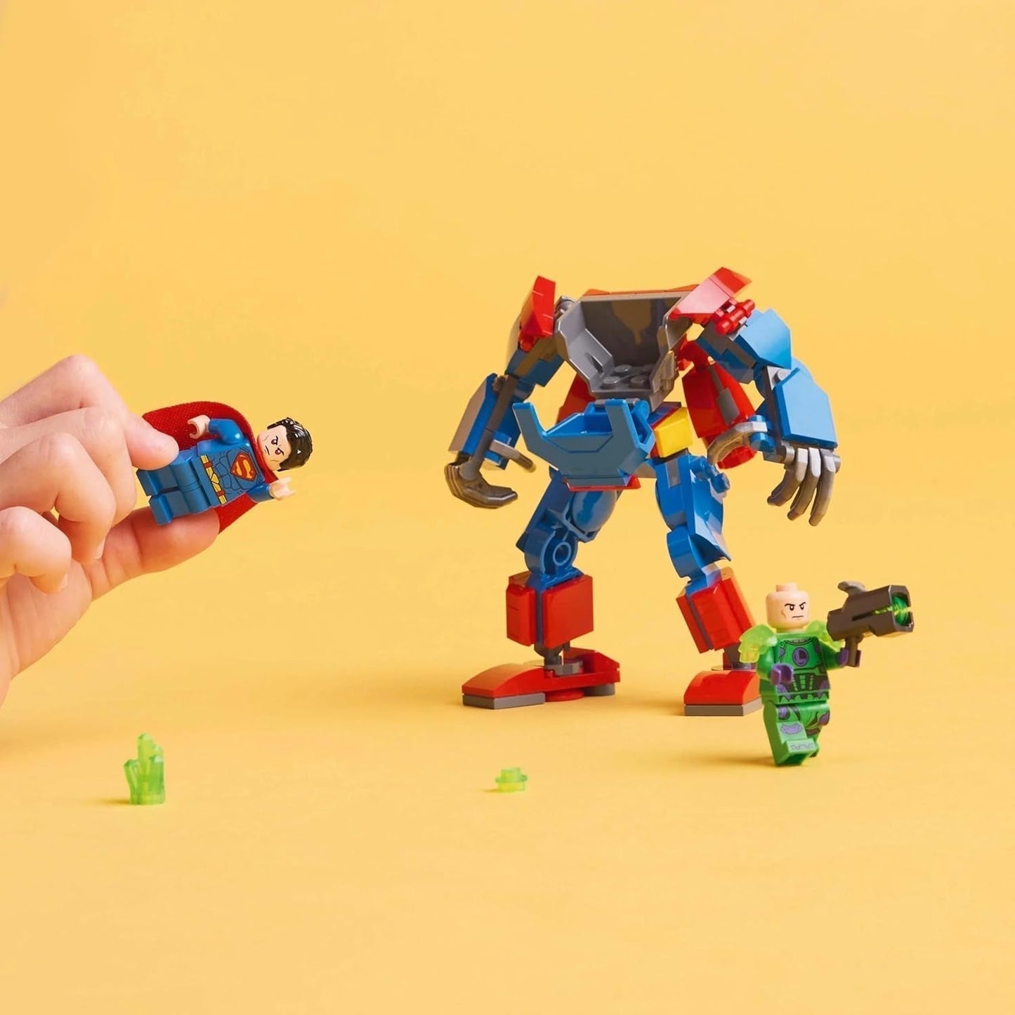 LEGO DC Superman Mech vs. Lex Luthor - Juguete de superhéroe con 2 minifiguras - Figura de acción para construir con brazos, piernas y dedos móviles - Regalo para niños y niñas a partir de 6 años 76302 Juegos de construcción Besuche den LEGO-Store