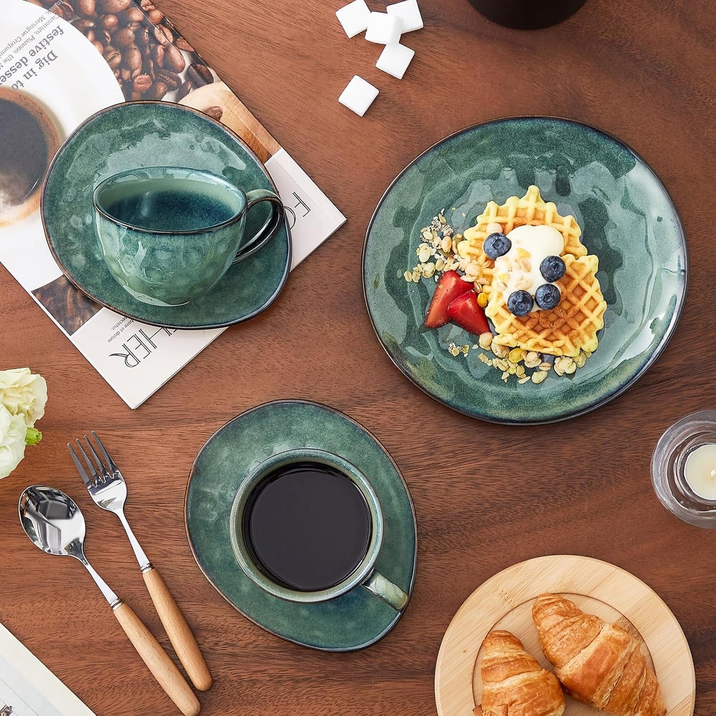 Vancasso Servicio de café de gres STARRY Juego de café de 12 piezas para 4 personas Incluye tazas de café y platillos Aspecto vintage