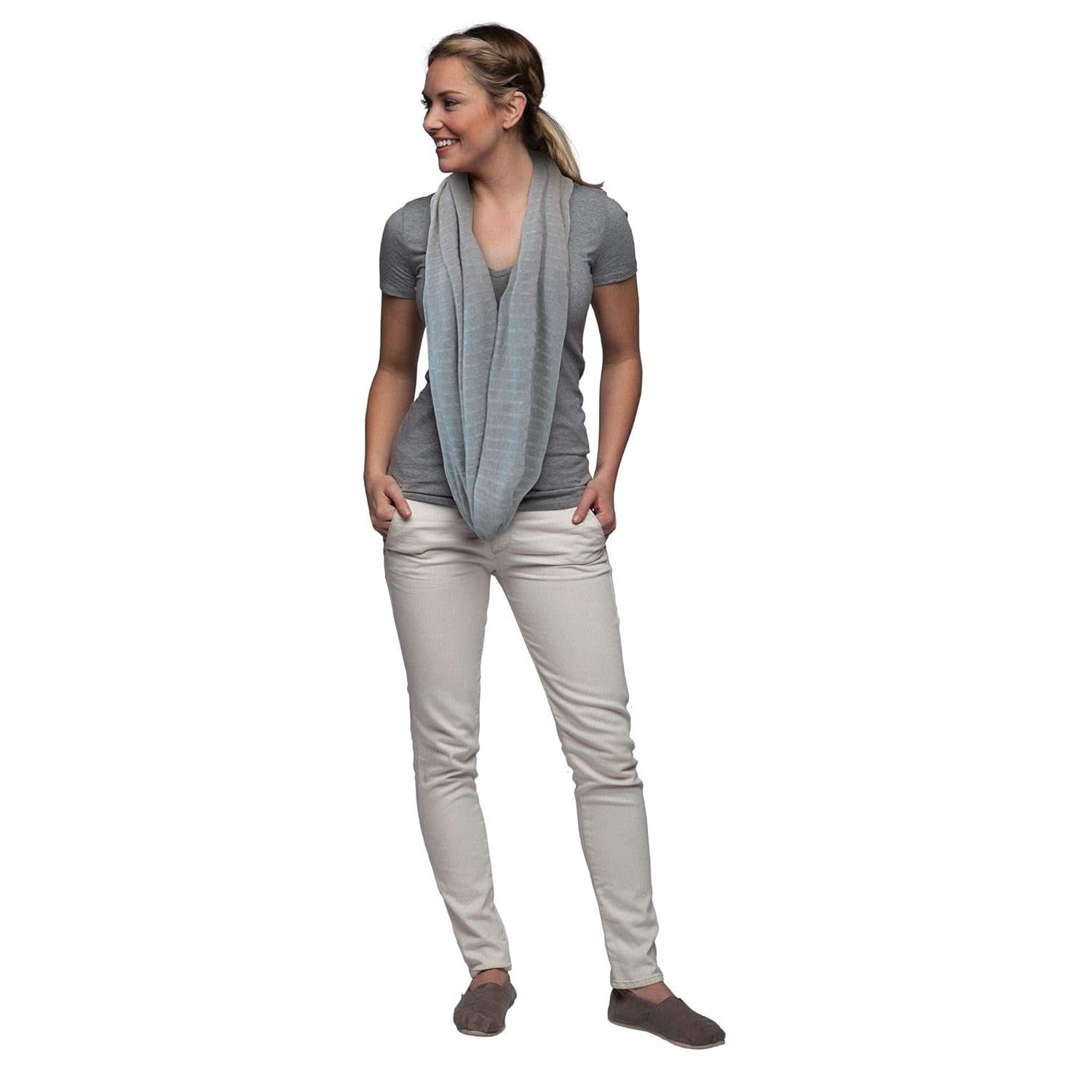 Chicco - Pañuelo de lactancia Boppy Infinity 17 Cm gris Accesorios Alimentación y Lactancia Bebe Naty Shop