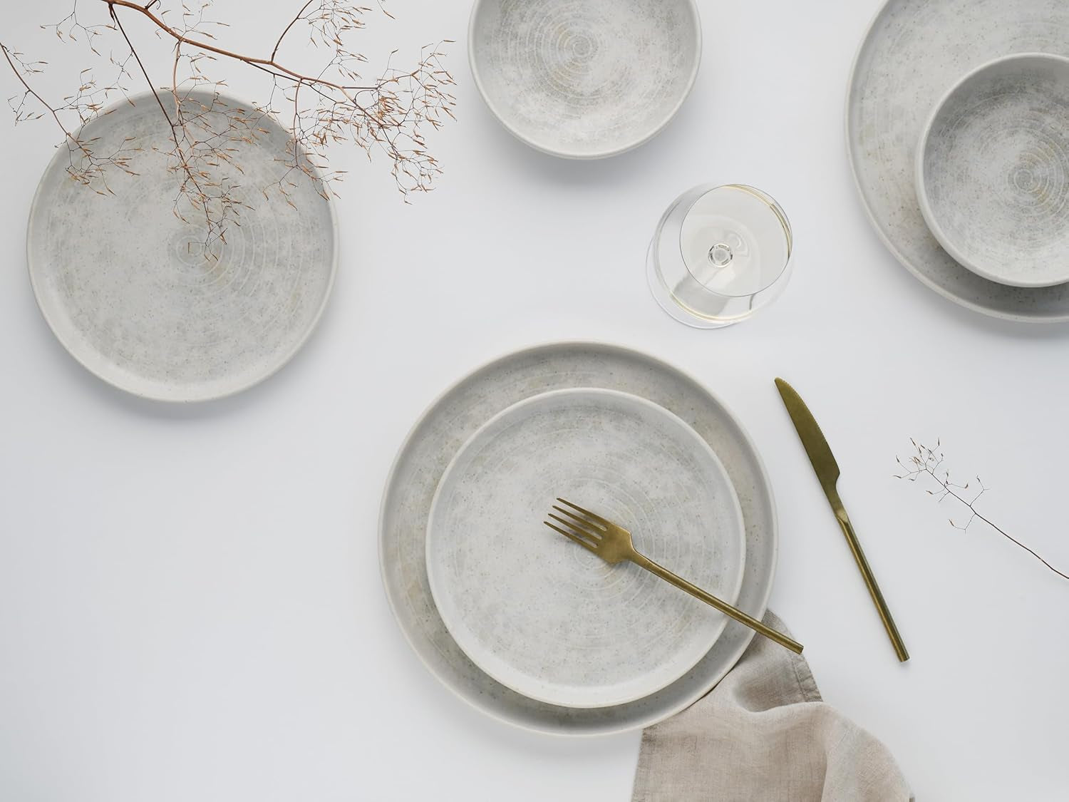 CreaTable, 23714, Serie Uno Athena, Vajilla de 12 Piezas para 4, Juego de Platos de Porcelana, Apto para Lavavajillas y Microondas, Hecho en Portugal