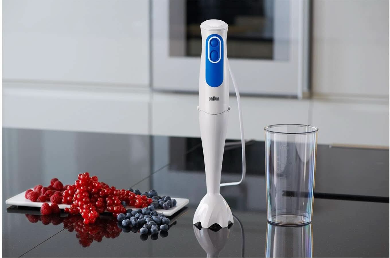 Braun Multiquick 3 MQ 3000 Smoothie+ Stabmixer - Pürierstab Mit 2 Geschwindigkeiten, Powerbell plus Und Splashcontrol-Technologie, 700 Watt, Inkl. 600 Ml Mix- & Messbecher, Blau/Weiß Cocina Naty Shop