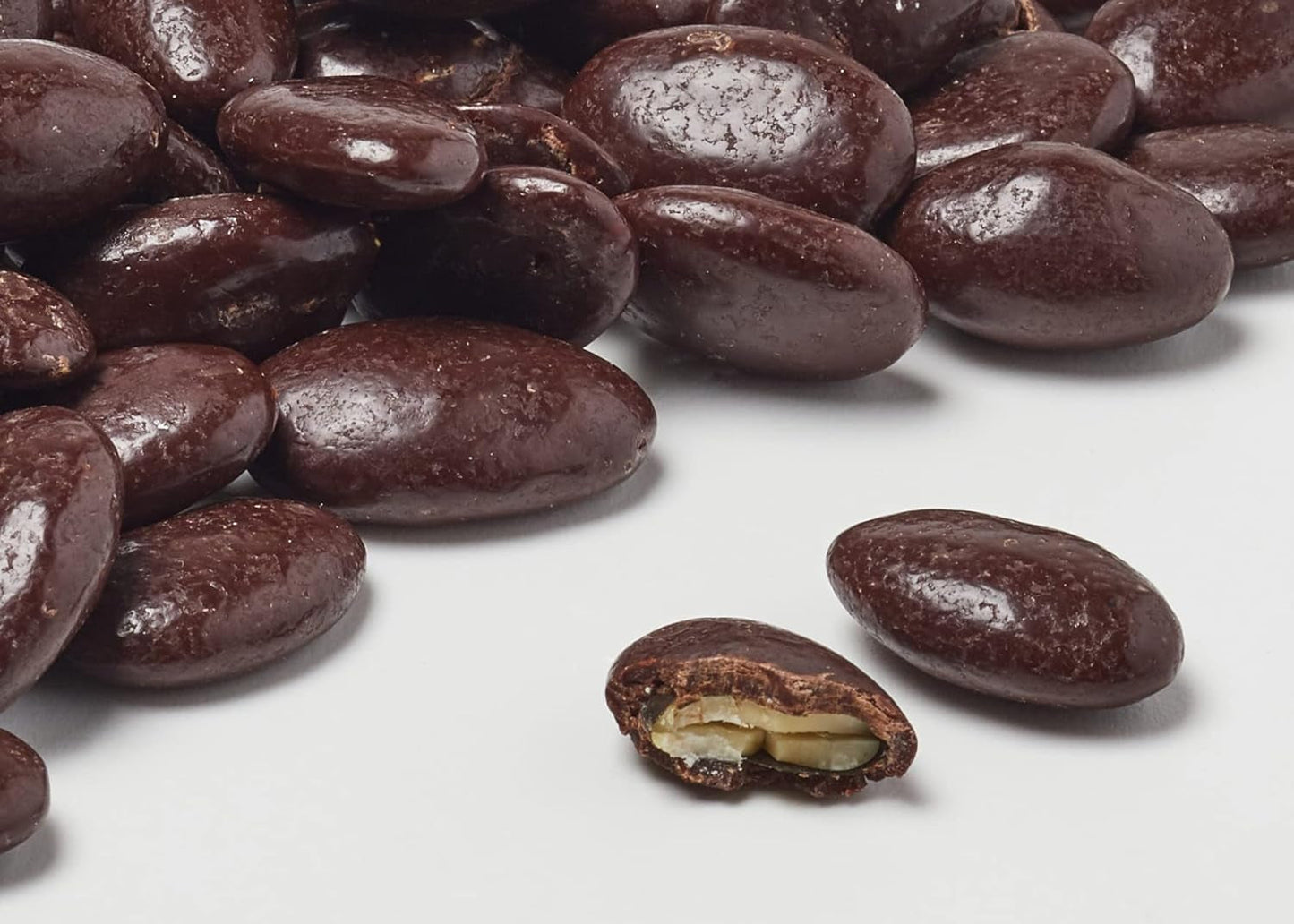 Landgarten Semillas de Calabaza Orgánicas en Chocolate Negro - Snack Vegano de Chocolate con Semillas de Calabaza Tostadas - Fuente de Magnesio - 1 x 50 g