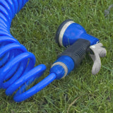 Juego de manguera en espiral TATAY de 10 m con accesorios de plástico con protección UV, ideal para terrazas y pequeños jardines.