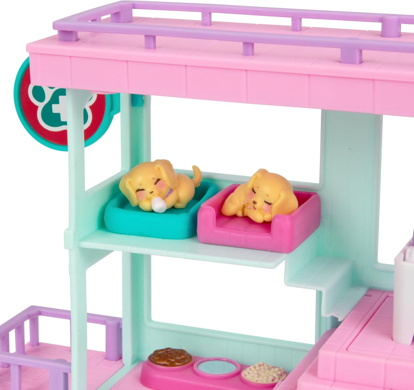 Little Live Pets Mama Surprise Families Baby Clinic Playset, 3 cachorros Retriever incluidos, Magic, juego de doble cara (27,8 cm de ancho, 23,8 cm de alto). Alimentar, bañar y jugar, regalo para niños Figuras de acción Naty Shop