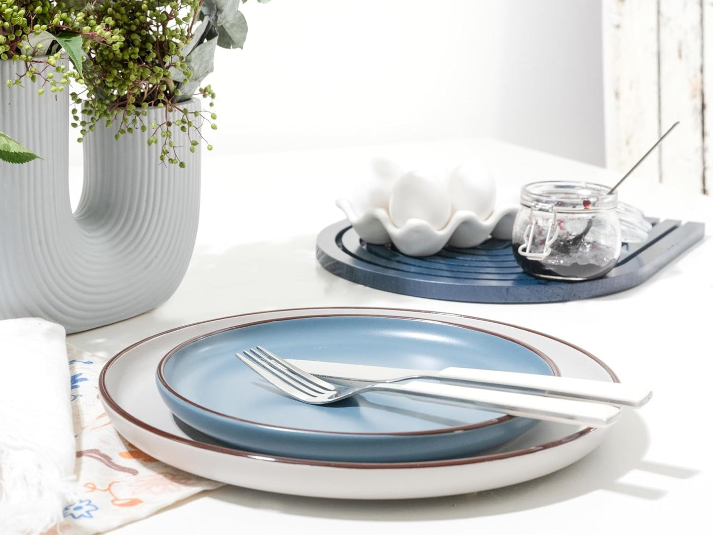 CreaTable, 21016, serie Modern Scandic Blue-Grey, juego de vajilla de 16 piezas, servicio combinado de porcelana, apto para lavavajillas y microondas, fabricación de calidad