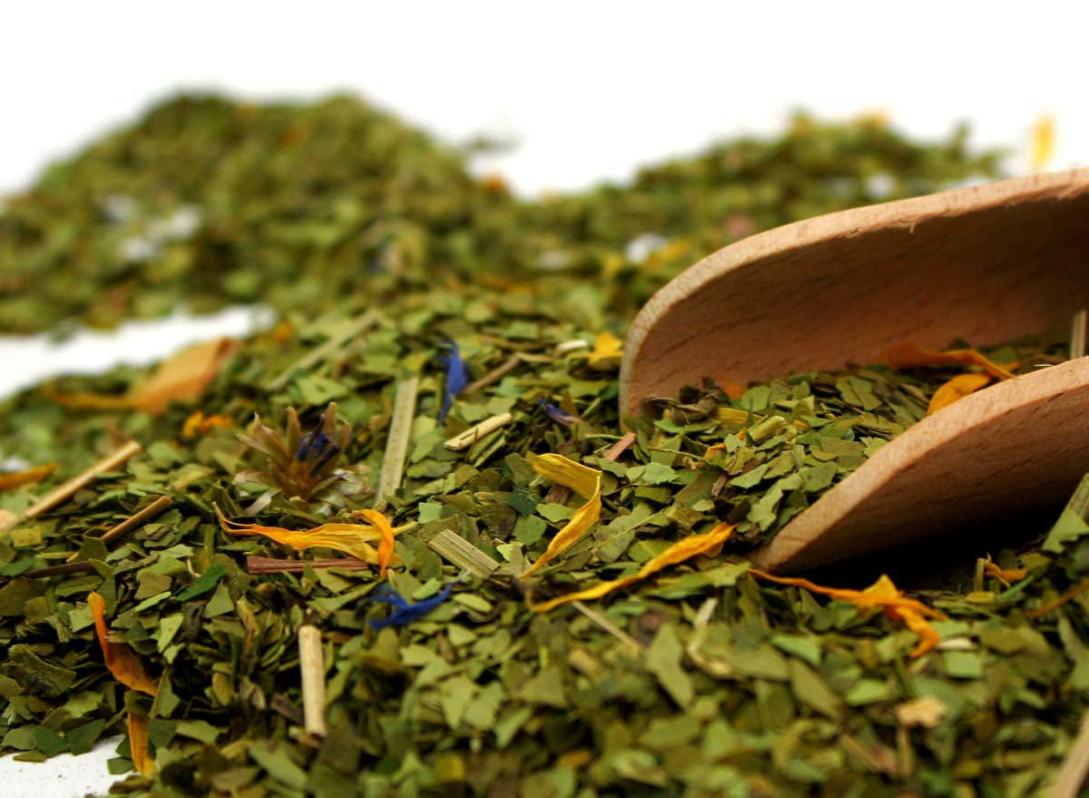 Mate orgánico cosechado tradicionalmente, secado sin humo | Mate Té Mas Guaraná BIO 200G | Hojas orgánicas a granel | Con Guaraná, Hojas De Menta, Limoncillo, Flores De Aciano
