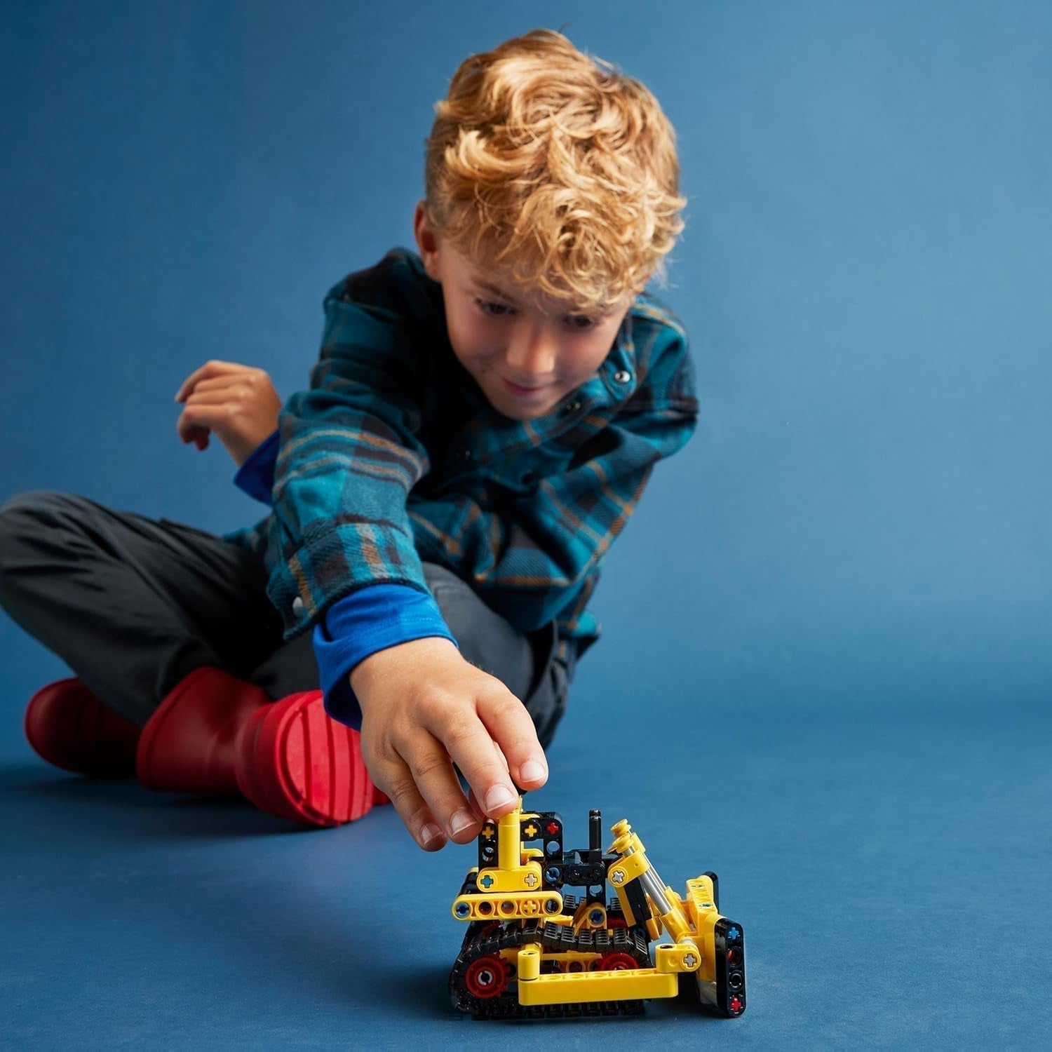 LEGO Technic Bulldozer pesado, juguete de construcción Bulldozer para añadir a tu obra de construcción Juguete de construcción para niños Regalo tecnológico para niños y niñas de 7 años 42163 Juegos de construcción Besuche den LEGO-Store