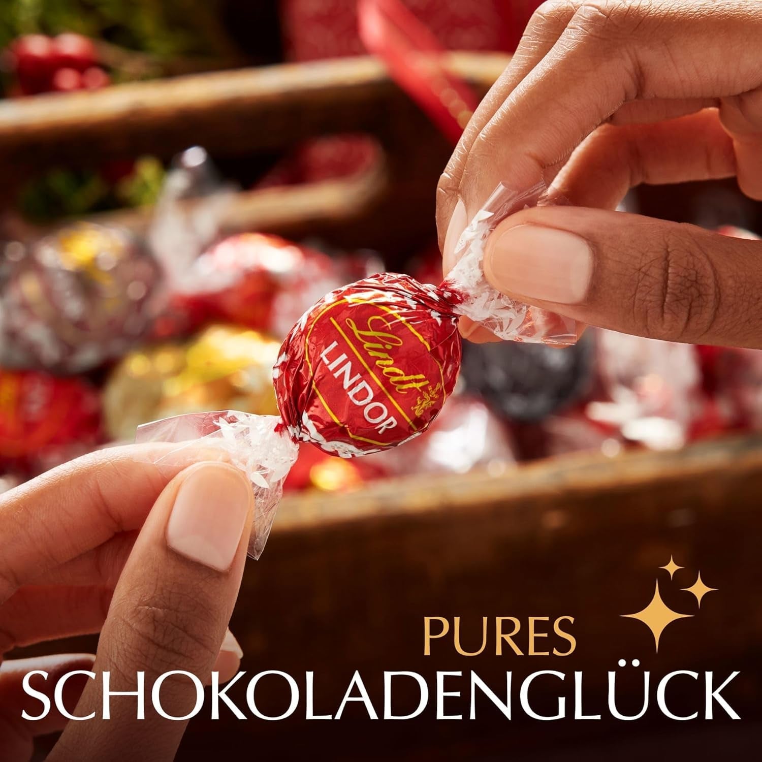 Surtido clásico de bolas de chocolate Lindt LINDOR | aprox. 80 bolas de chocolate (con leche, blanco, negro 60%, avellana) | Paquete a granel, 1 kg