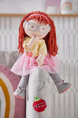 Muñeca HABA AVA, muñeca de 30 cm con gafas, muñeco blandito para niños a partir de 18 meses
