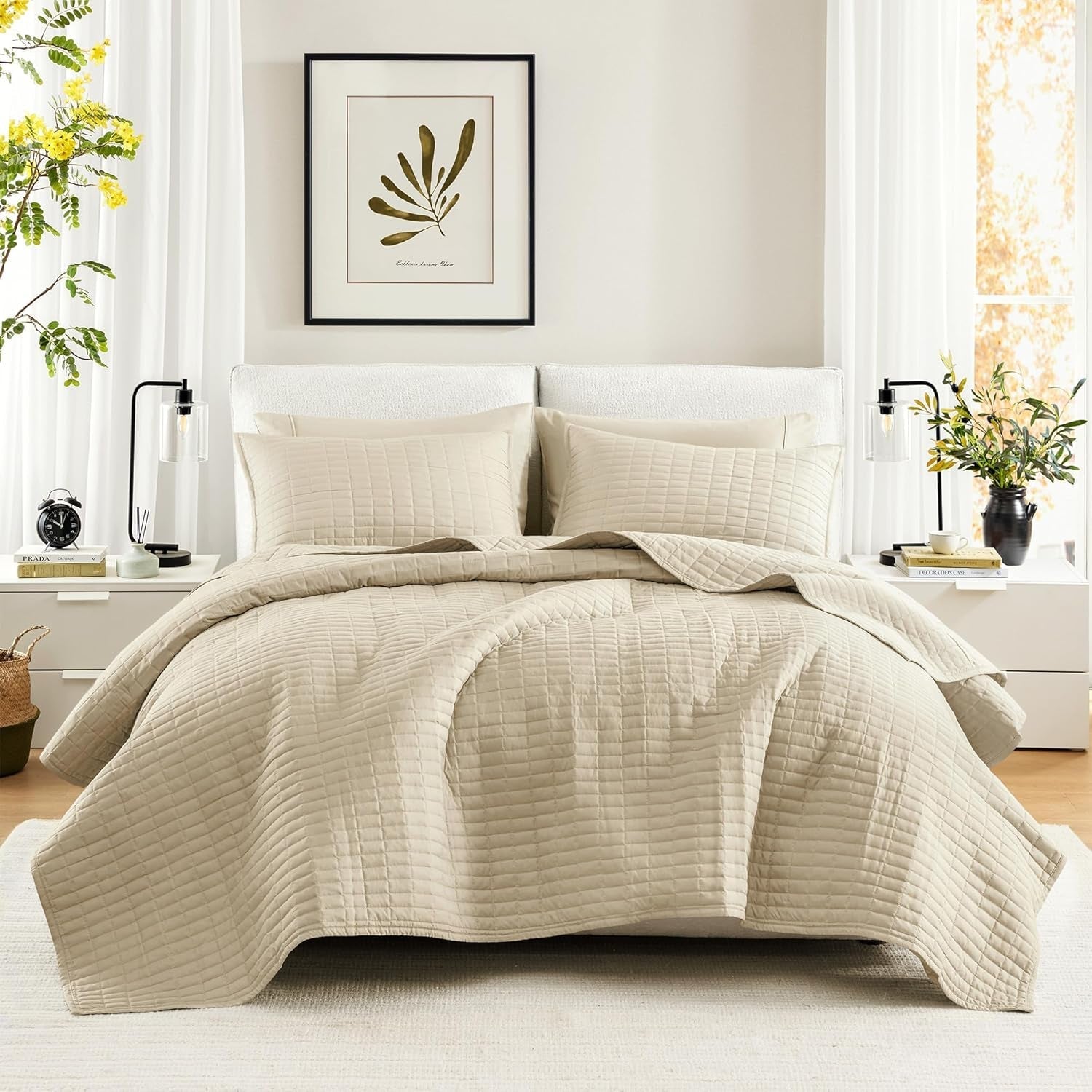 Comfort Spaces Kienna Juego de colcha, lujosa manta de verano de doble puntada, liviana, suave, ropa de cama para todo el año, funda de almohada a juego, blanco, manta para camas tamaño king (264,2 x 228,6 cm), Naty Shop Quilts & Quilts Ivory King/Cal King (104 "X 90")