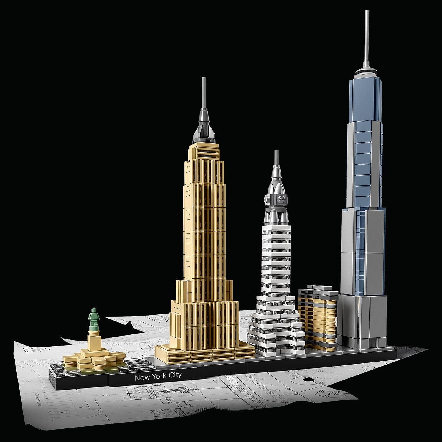 LEGO Architecture Set de la Ciudad de Nueva York, Kit de Modelo Skyline con World Trade Center y Estatua de la Libertad, Manualidades para Adultos, Decoraciones para el hogar y la Oficina, Regalos para Mujeres y Hombres 21028 Juegos de construcción Besuche den LEGO-Store