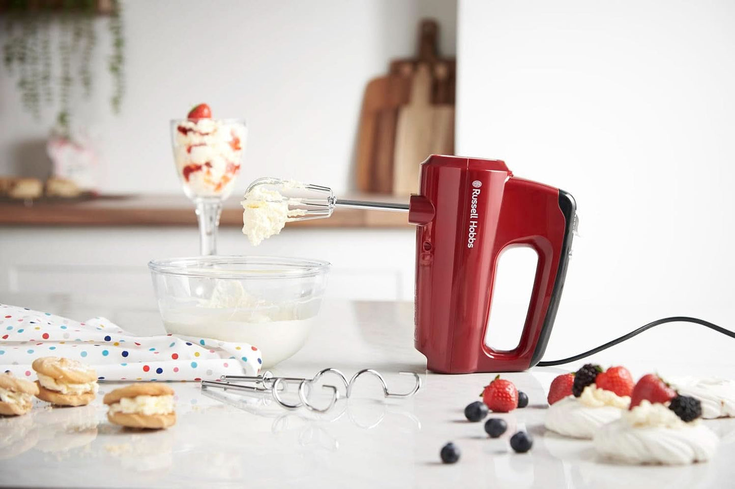 Batidora de mano Russell Hobbs [Handrührgerät] Desire Rot (5 Geschwindigkeitsstufen+Turbofunktion, 2 Spülmaschinengeeignete Rührbesen & Knethaken, Auswurftaste, Aufrechte Parkposition) Handrührer 24670-56 Cocina Naty Shop