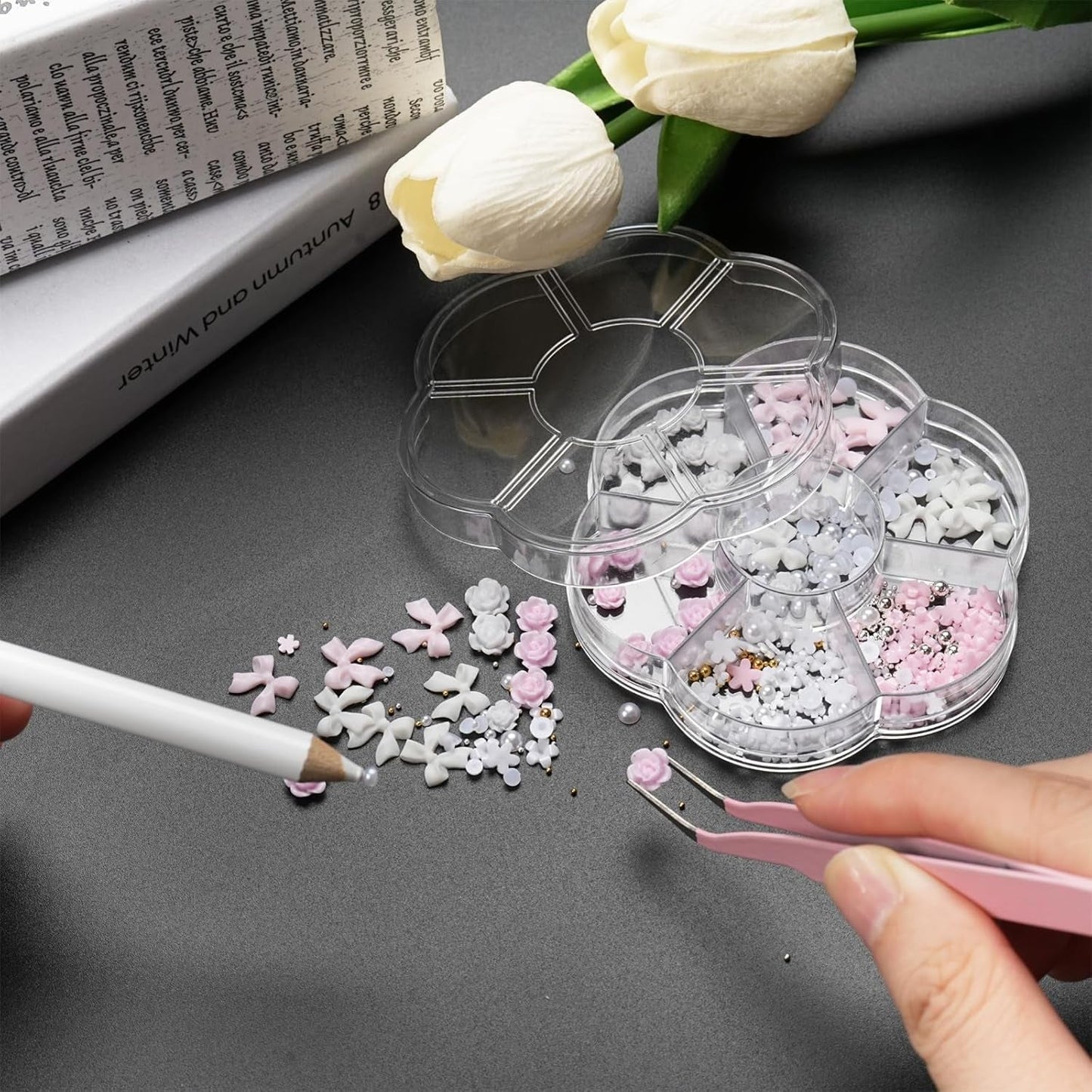 Amuletos de uñas 3D, Amuletos de arte de uñas Schleifen, Blumen Und Perlen, Nagel Charms Aus Harz, Nageldekorations Sets, DIY Charms Nägel, Nagelanhänger