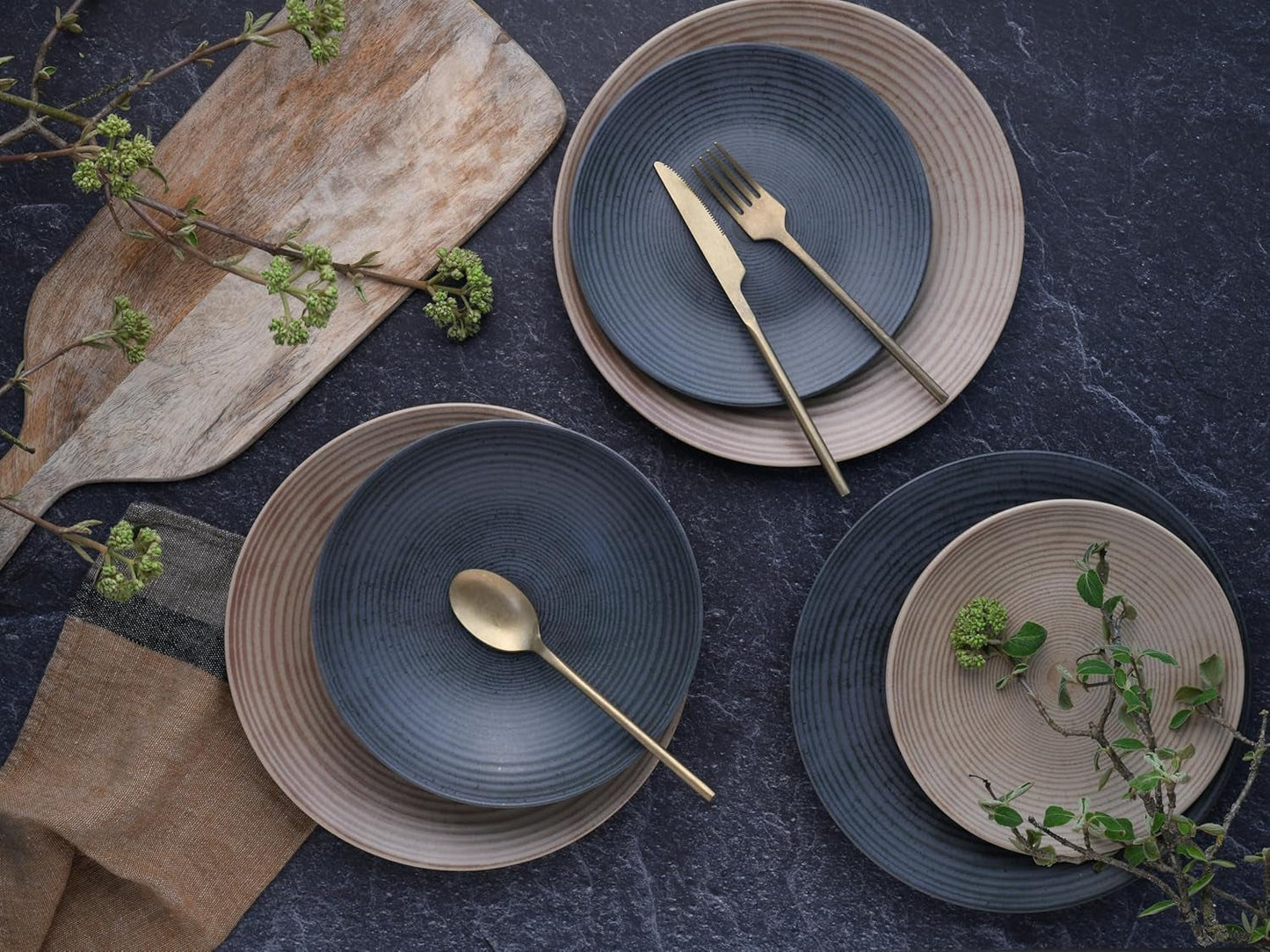 CreaTable, 13139, Serie Catania, Vajilla de 12 Piezas, Juego de Platos de Porcelana, Apto para Lavavajillas y Microondas, Hecho en Portugal