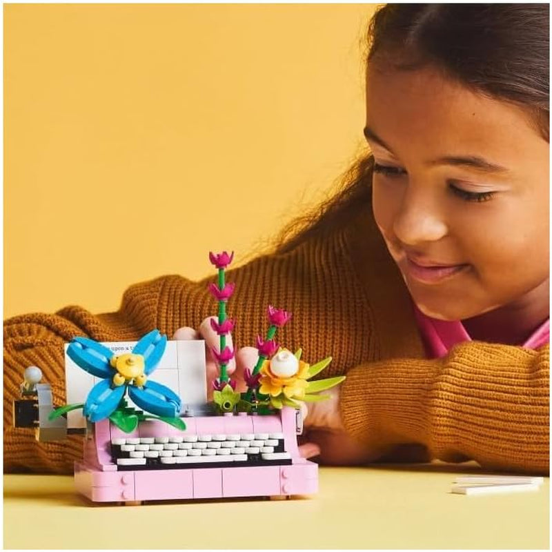 LEGO Creator Máquina de escribir 3 en 1 con flores - juguete convertible en modelo Keytar o en maceta con libreta y bolígrafo - set de construcción - regalo para niñas y niños a partir de 8 años 31169 Juegos de construcción Besuche den LEGO-Store