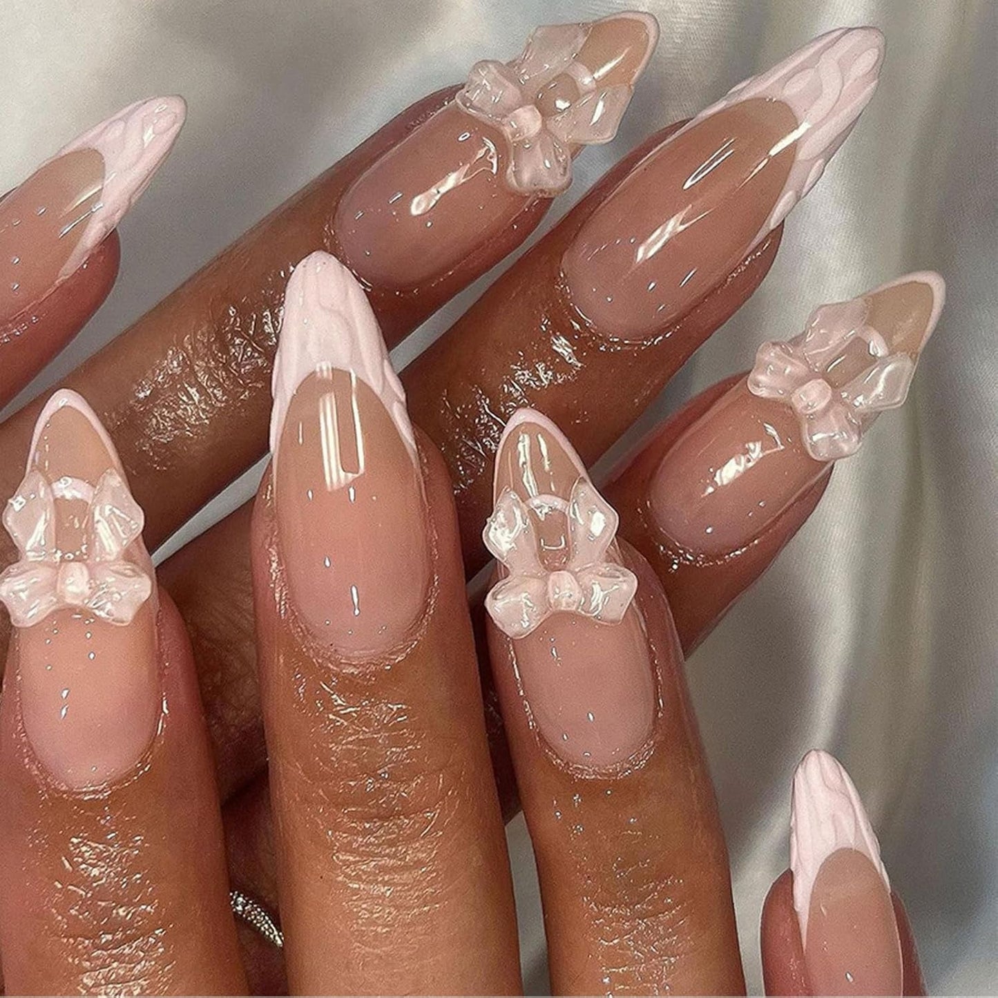 24 Uds. Prensa de almendra blanca sobre uñas francesas con lazos perlas uñas postizas pegamento en puntas de uñas postizas uñas con brillo
