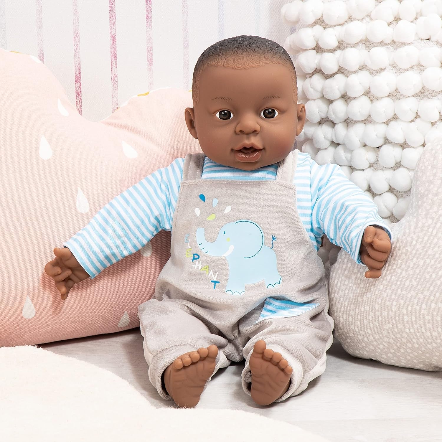 Bayer Design 94001AH Muñeco Bebé Interactivo, Niño, Habla, Cuerpo Blando, 40cm, Cuero Oscuro, Azul