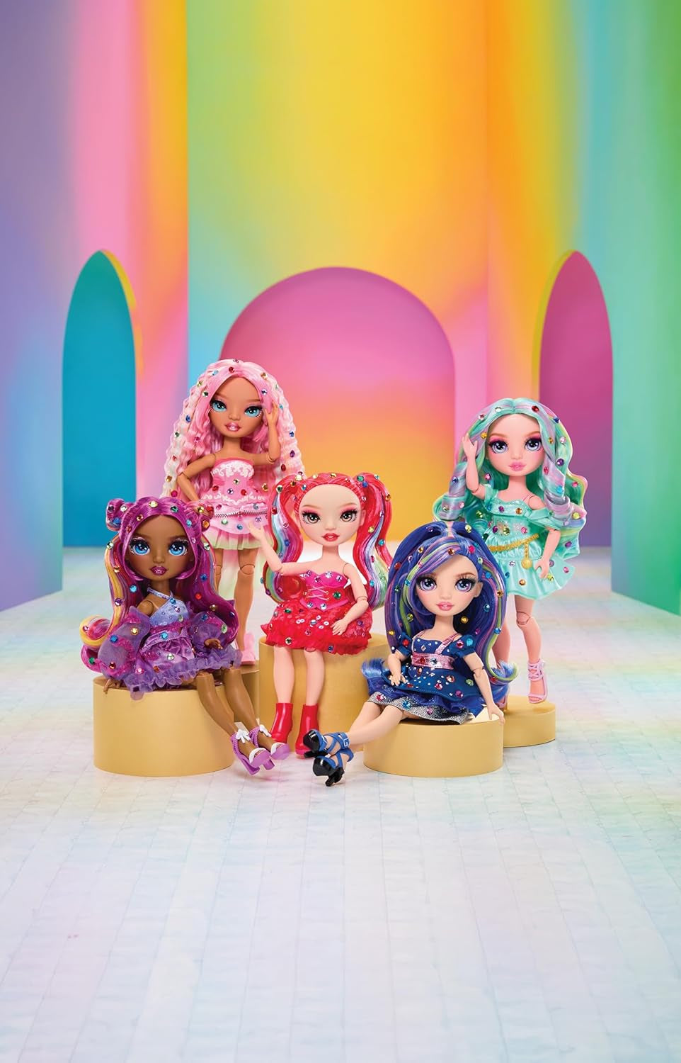 Rainbow High Be Dazzling - Noemie Violette - Muñeca de moda lila de 28 cm con herramienta de decoración, piedras preciosas brillantes y accesorios de peinado