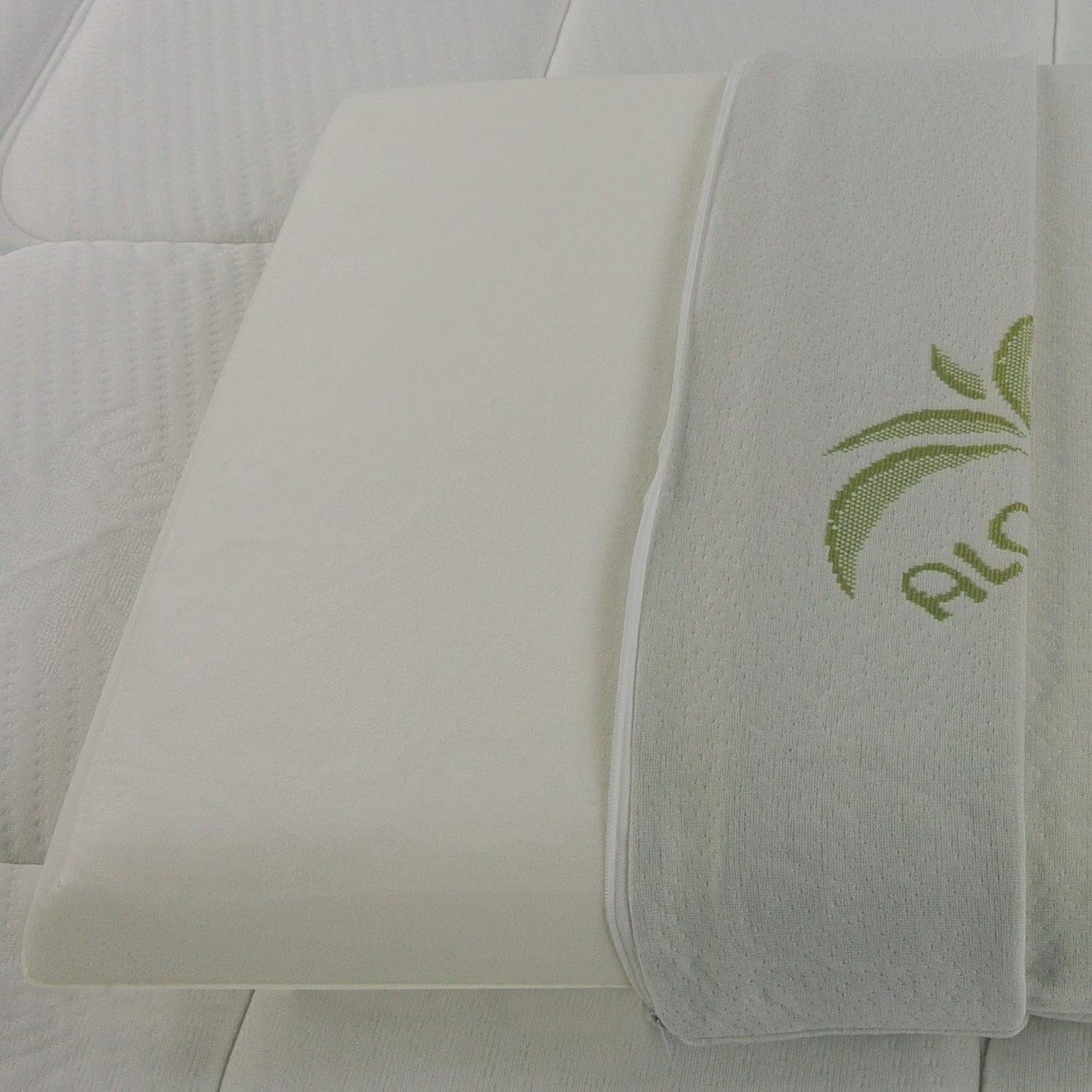 Almohada viscoelástica jabonera con forro de aloe vera Naty Shop almohadas estándar