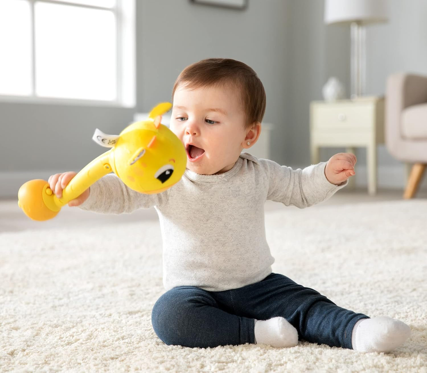 Lamaze L27471 Jirafa Loca, Juguete Recién Nacido, Juguete Sensorial Color Bebé, Regalo Nuevos Padres, Juguete de Desarrollo para Niños y Niñas a Partir de 12 Meses Juguetes Bebé Naty Shop
