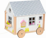 Goki 51477 - Casita Hygge Pequeña de Madera y Textil para Mini Muñecas, Casa de Muñecas Móvil Estilo Escandinavo, 38Cm X 27Cm X 33Cm, Set de 40, Edad 3+ Casas de Muñecas Naty Shop