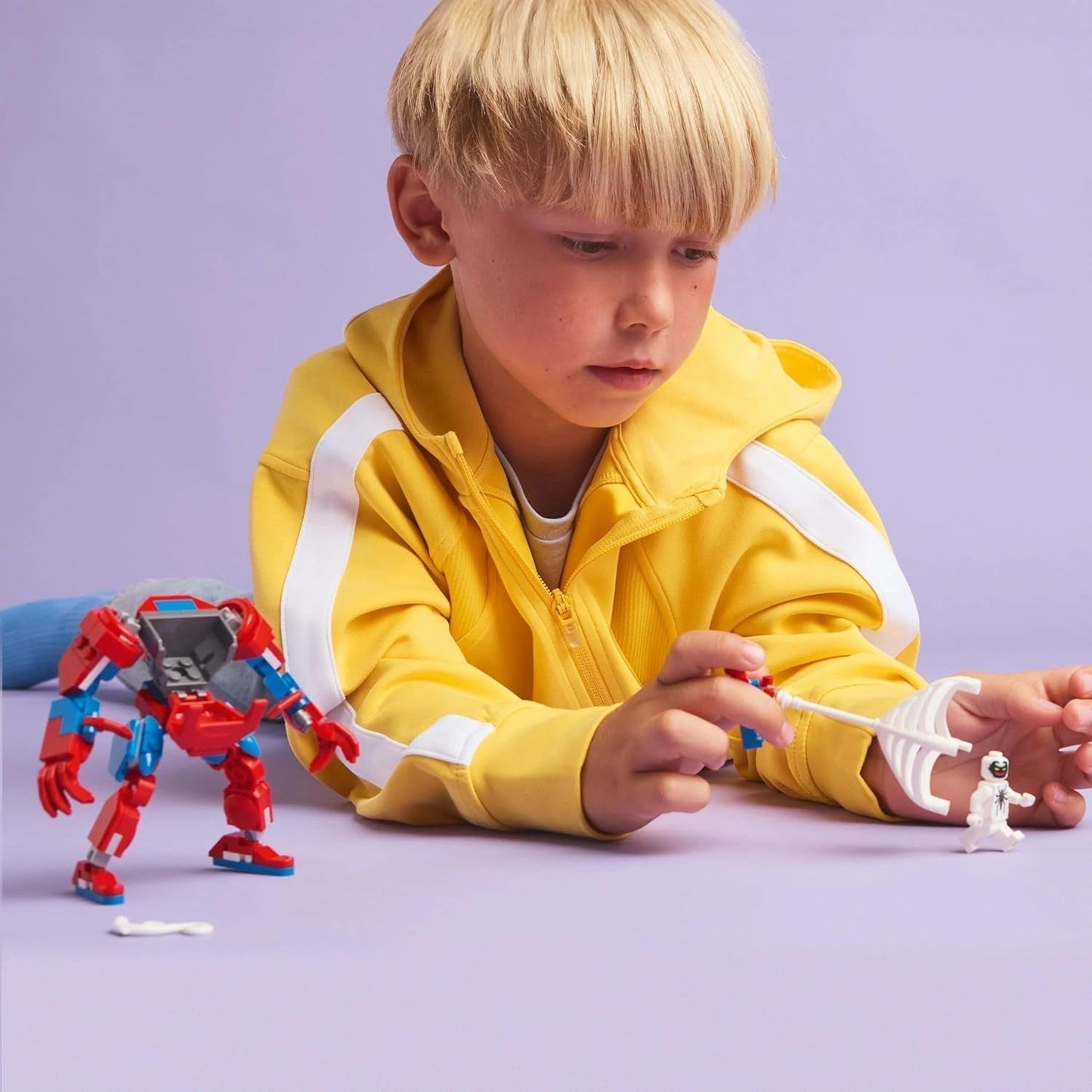 LEGO Marvel Spider-Man Mech vs. Anti-Venom - Juguete de superhéroe con 2 minifiguras - Figura de acción con brazos, piernas y dedos móviles - Regalo para niños y niñas a partir de 6 años 76308 Besuche den LEGO-Store Building Sets