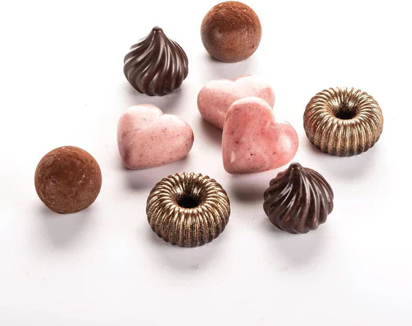 Molde de chocolate en llamas 3D Silikomart: formas 3D únicas con borde interior para bases redondas