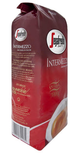 Segafredo Zanetti Intermezzo - Frijoles enteros (paquete de 1 kg) - Geeignet für alle italienschen Kaffeespezialitäten - Kaffeebohnen mit mitteller Röstung, stark und vollmundig im Gesmack