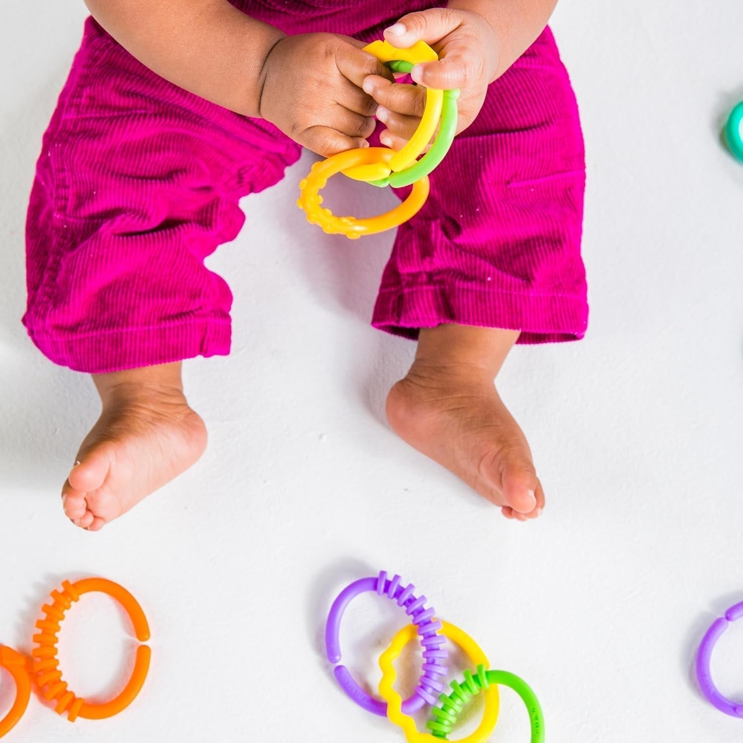 Bright Starts, Oball, eslabones de conexión de cadena para cochecito, muchos eslabones, plegable, fácil de colocar, fácil de limpiar, perfecto para viajar Bebe Toys Naty Shop