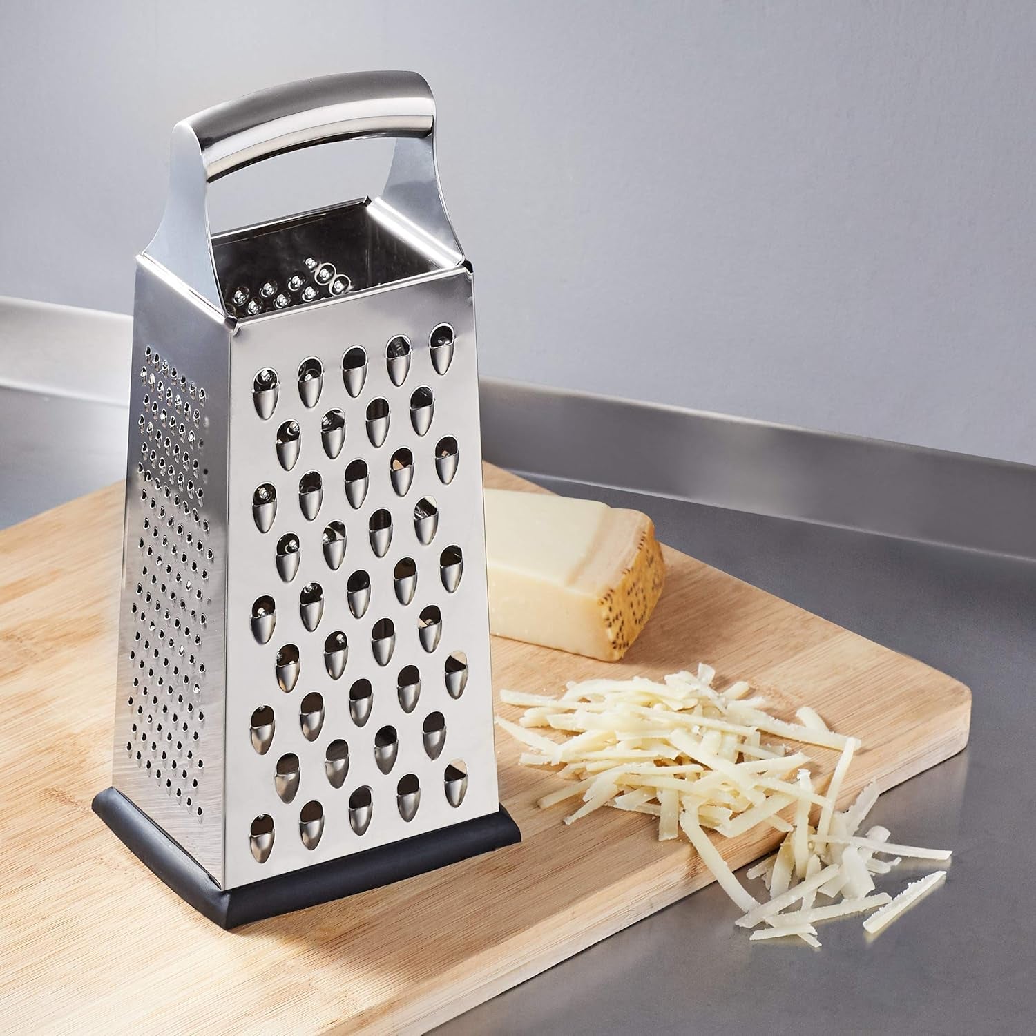 Pelador Naty Shop rallador de queso cuadrado resistente de acero inoxidable con base antideslizante