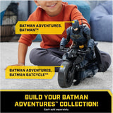 Figura de acción DC Batman Adventures, 30 cm - Con 16 equipos y totalmente móvil para emocionantes aventuras y acrobacias llenas de acción, juguete para niños a partir de 3 años Figuras de acción Naty Shop