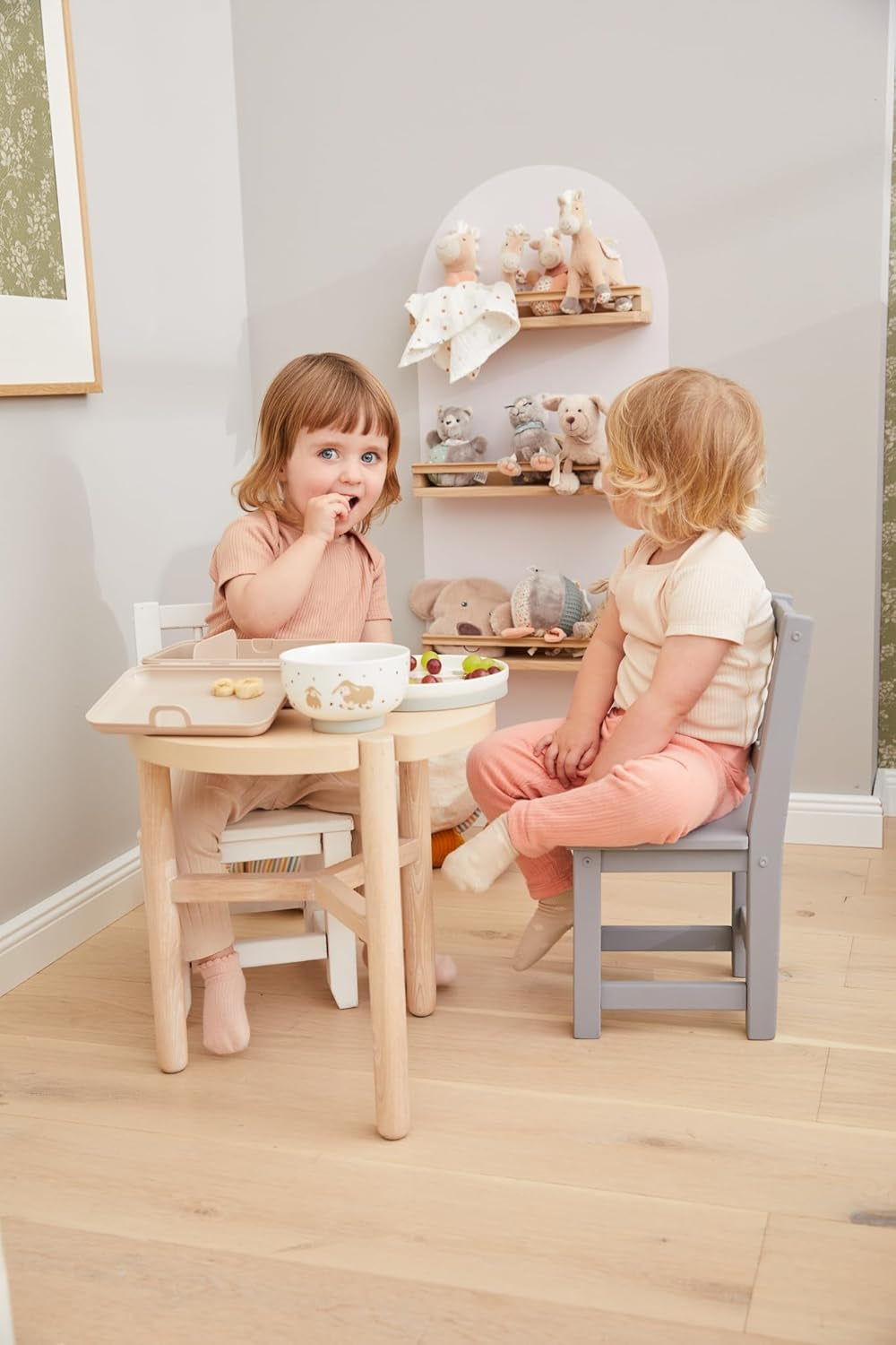Sterntaler Vajilla de Porcelana Diseño Rústico - Vajilla con Base de Silicona Antideslizante y Desmontable - Vajilla para Bebés y Niños con Plato, Cuenco de 400ml y Taza de 200ml, Blanco