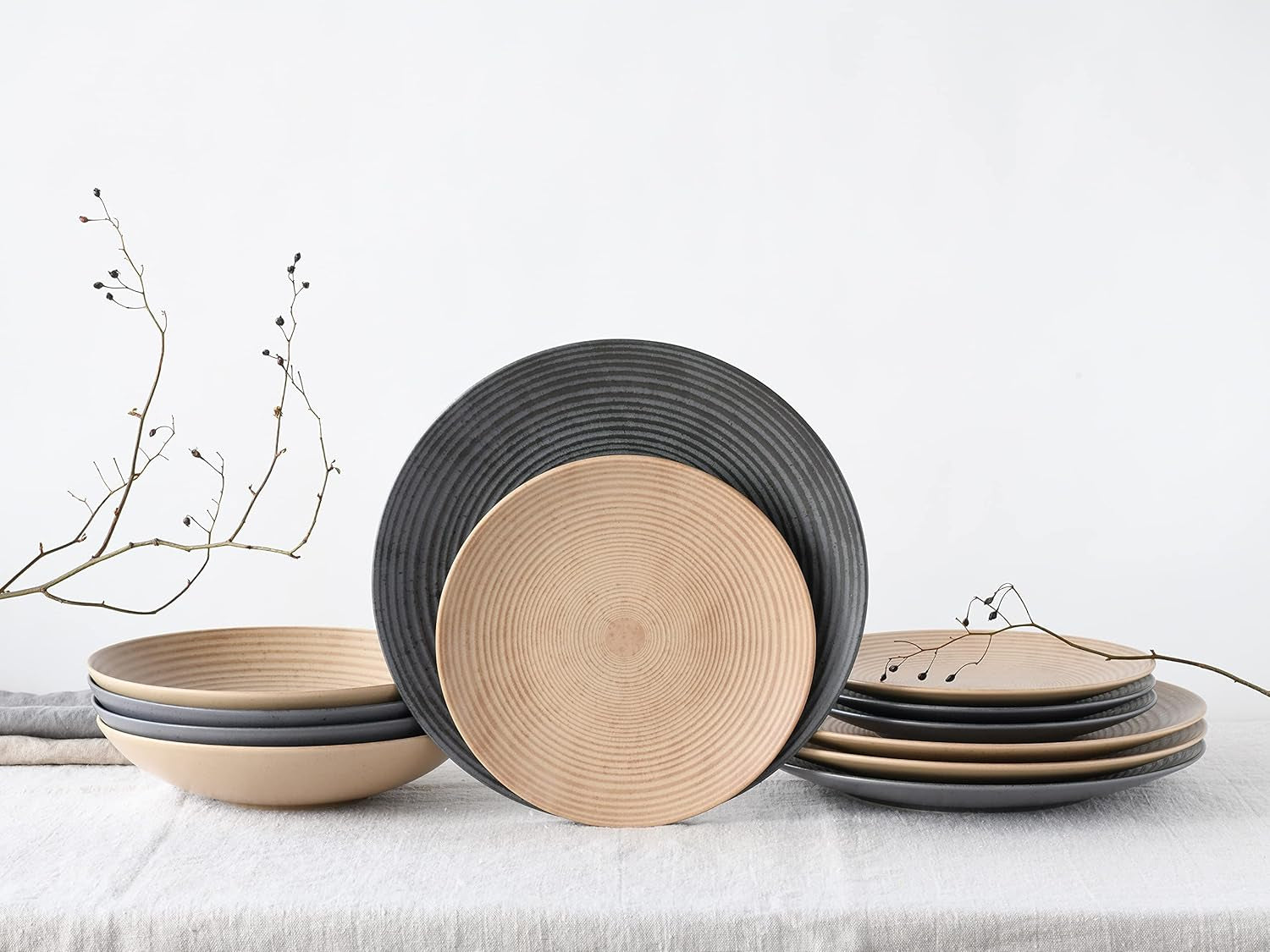CreaTable, 13139, Serie Catania, Vajilla de 12 Piezas, Juego de Platos de Porcelana, Apto para Lavavajillas y Microondas, Hecho en Portugal