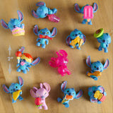 Just Play Minifiguras coleccionables de Disney Stitch, paquete sorpresa, figuras coleccionables grandes de 5 cm, los estilos pueden variar, juguetes para niños a partir de 3 figuras de acción Naty Shop