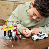 LEGO Marvel Spider-Verso: Miles Morales vs. Spot - Juego de superhéroe con coche de juguete - 4 minifiguras y mini mercado - Regalo para niños y niñas a partir de 9 años 76311 Juegos de construcción Besuche den LEGO-Store