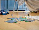LEGO City Juego de construcción Intersección de carreteras con semáforos con ladrillos que brillan en la oscuridad 60304 Juegos de construcción Besuche den LEGO-Store