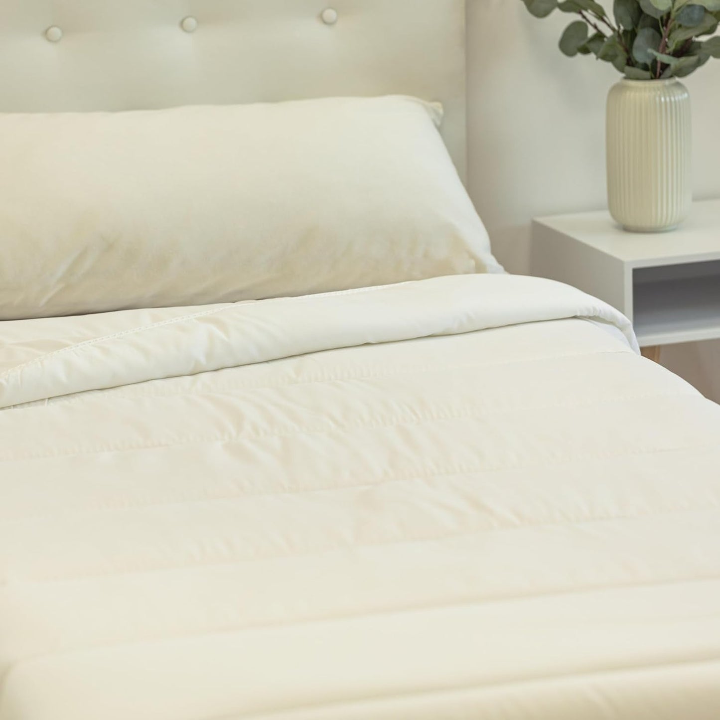 Edredón TRAMAS+ 200 Gr/M² para camas de fibras huecas siliconadas - 150X220 Cm - Certificado Oeko Tex - Blanco, suave, cálido, minimalista - Cama 90 Cm Edredones y edredones Naty Shop