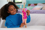Barbie Totally Hair - Muñeca con cabello arcoíris extralargo fácil de peinar y 10 accesorios de moda y peinado, vestido de lunares con bloques de colores, para edades de 3 años en adelante, HKT96