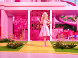 Muñeca Barbie La Película Muñeca con Vestido Rosa y Blanco y Collar de Margaritas Margot Robbie Juguete Coleccionable para 3 Años HPJ96