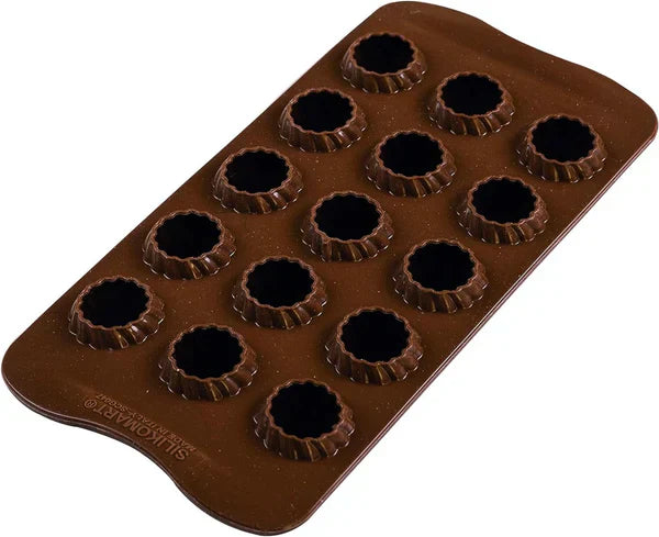 Molde de chocolate en llamas 3D Silikomart: formas 3D únicas con borde interior para bases redondas