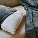 HOMLA Juego de 2 almohadas con relleno Toby, 45X45Cm, blanco, poliéster de primera calidad, dimensionalmente estable y fácil de mantener Naty Shop almohadas estándar