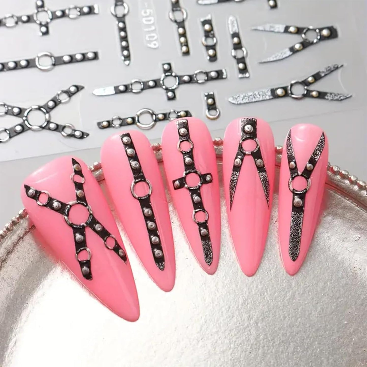 2PCS 5D En Relieve Gótico Punk Nagelsticker, Nagel Sticker Selbstklebend Kreuz Und X-Form Halloween Nagelaufkleber, Nageldesign Zubehör Für Damen Nail Art