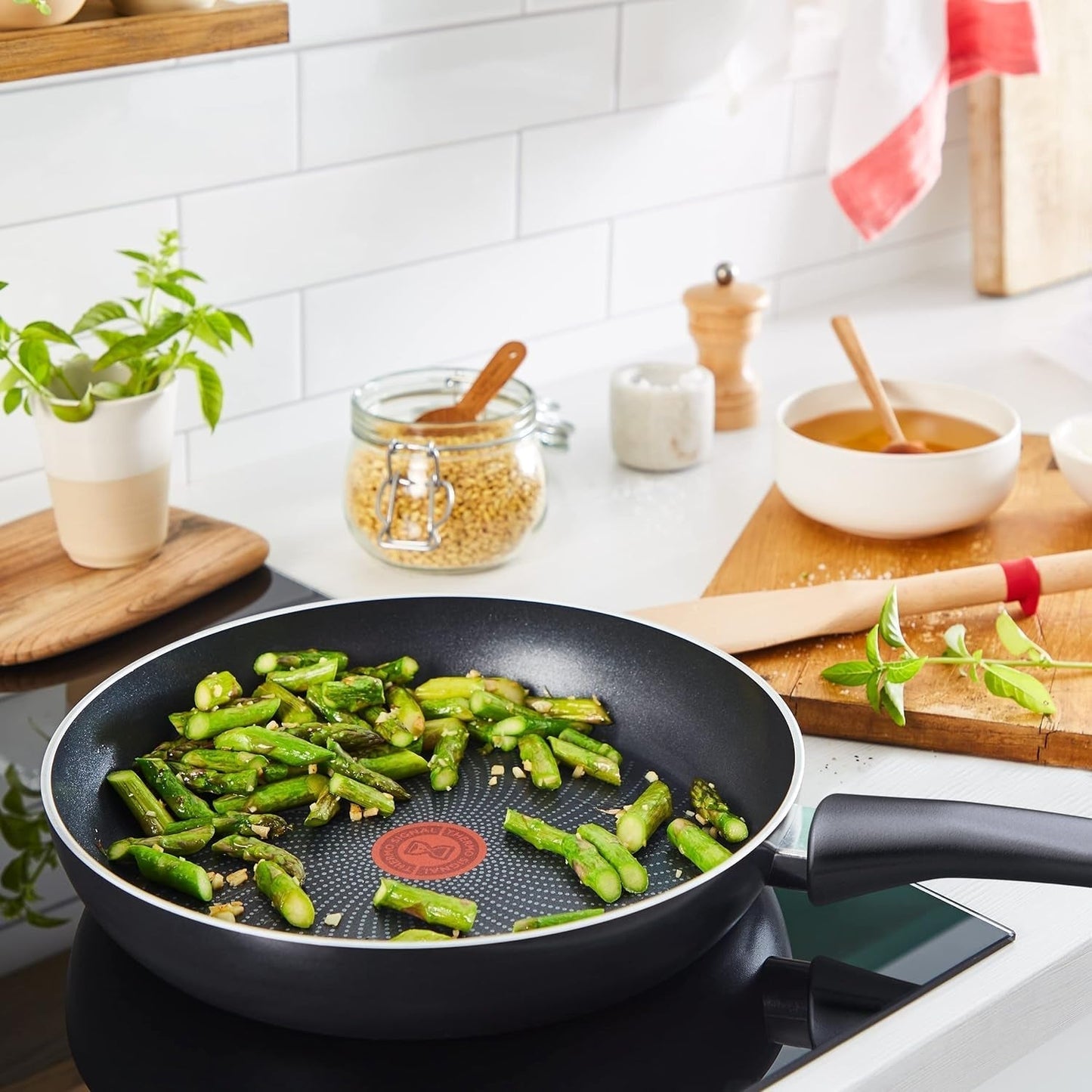 Tefal C27808 Sartén Generous Cook 32 cm, revestimiento antiadherente, fondo Thermo-Fusion, todo tipo de placa de inducción Ollas y Sartenes Naty Shop
