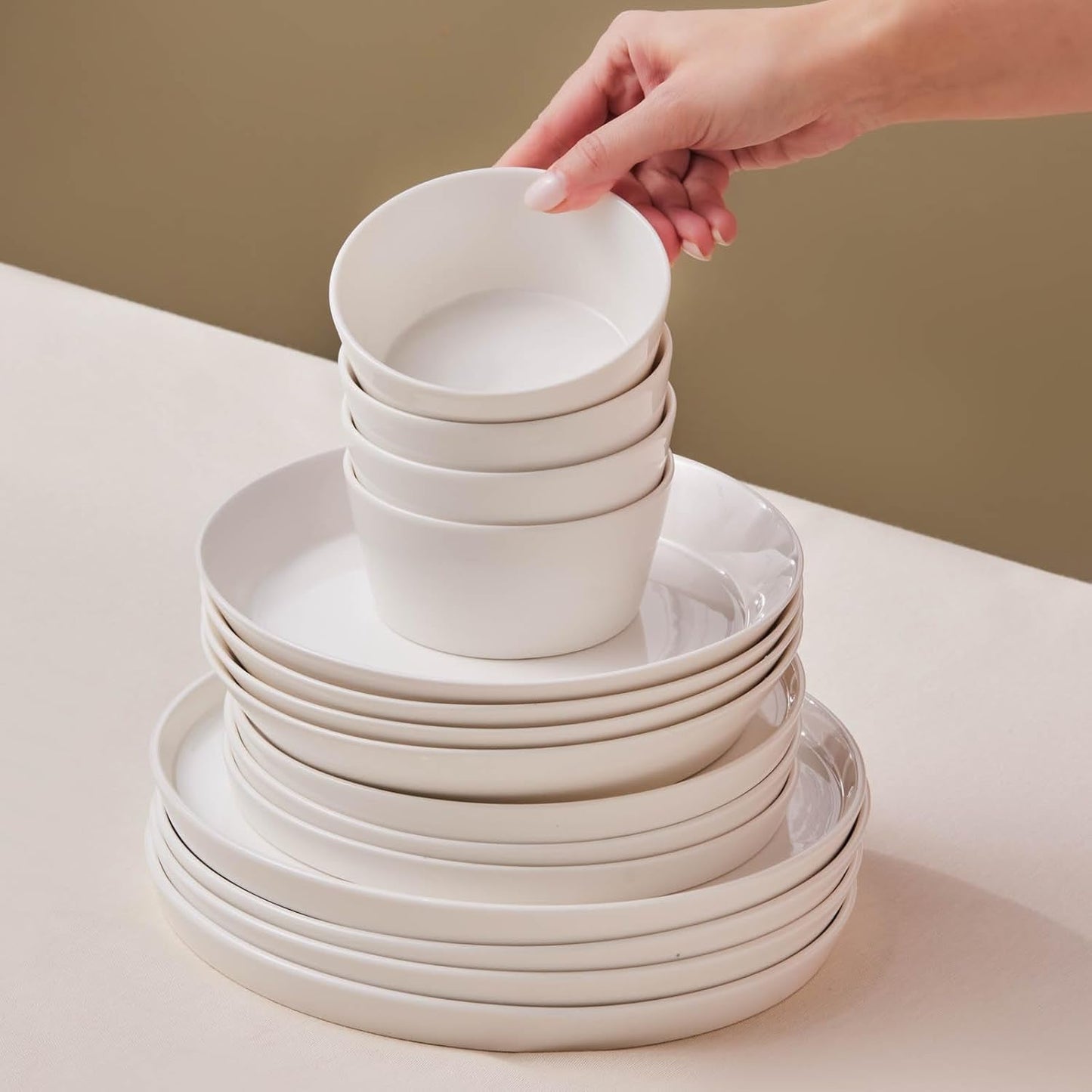 Juego de vajilla Karaca Stream Bone Bomo para 12 personas, juego de platos cuadrados elegantes, vajilla de porcelana blanca elegante